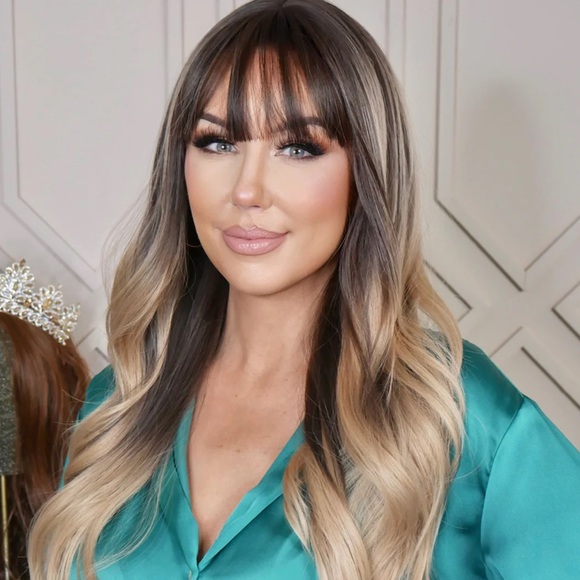 Chelsey smith crowns EMMA BNWT - Picture 1 of 8